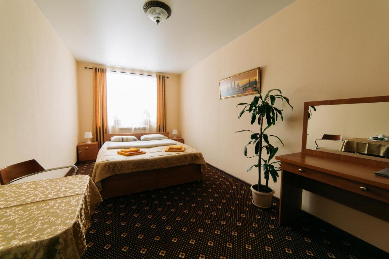 Hotel Praha Smolensk Habitación foto