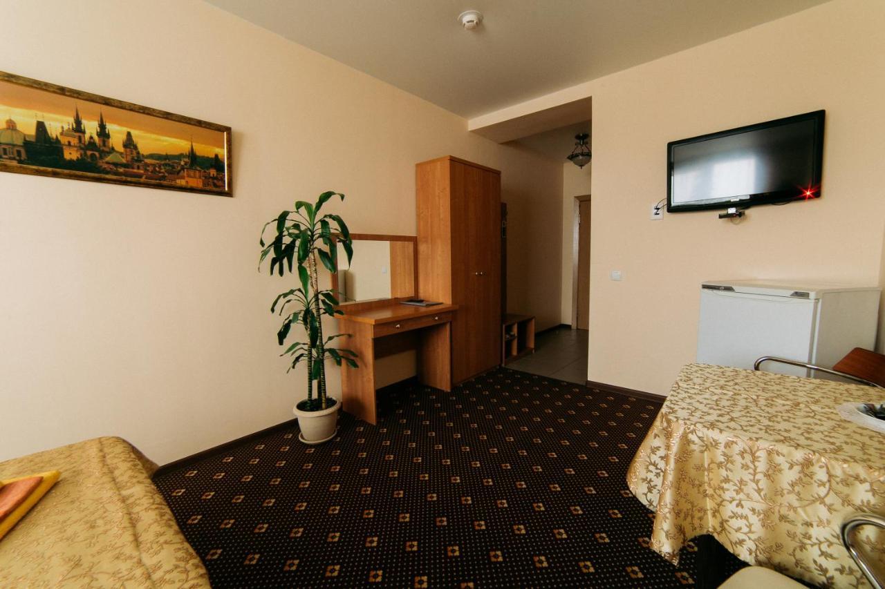 Hotel Praha Smolensk Habitación foto